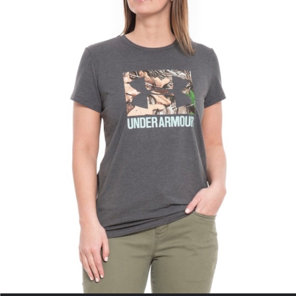 Under armor camo logo tee